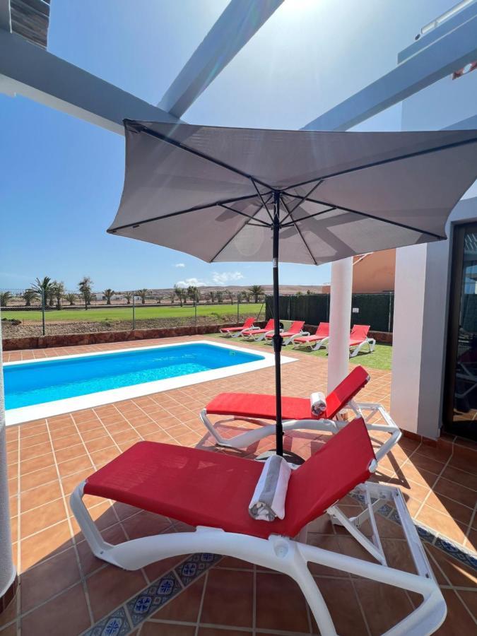Villa Eva - New To The Market, Fully Refurbished Licensed Villa - Private Pool Caleta De Fuste Exterior photo