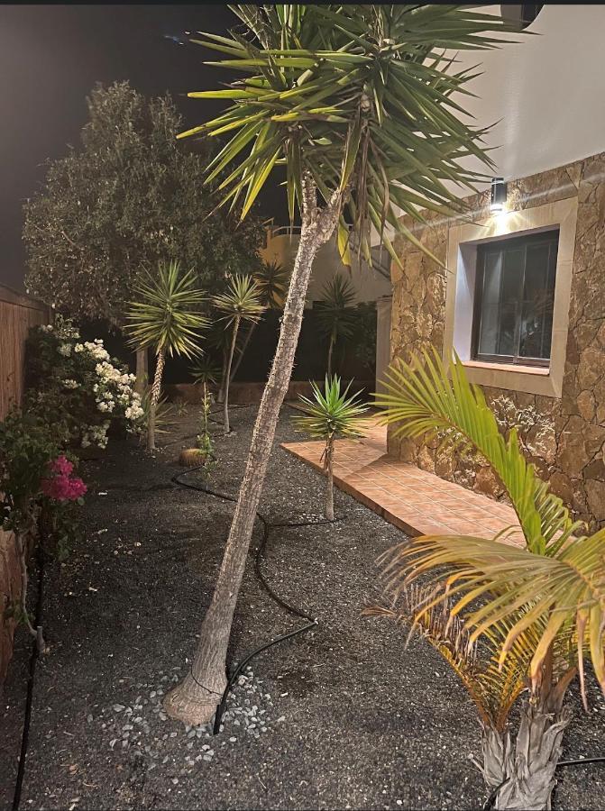 Villa Eva - New To The Market, Fully Refurbished Licensed Villa - Private Pool Caleta De Fuste Exterior photo